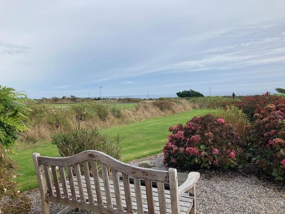 Beautiful One Bed With Stunning Sea View Apartman Waterford Kültér fotó